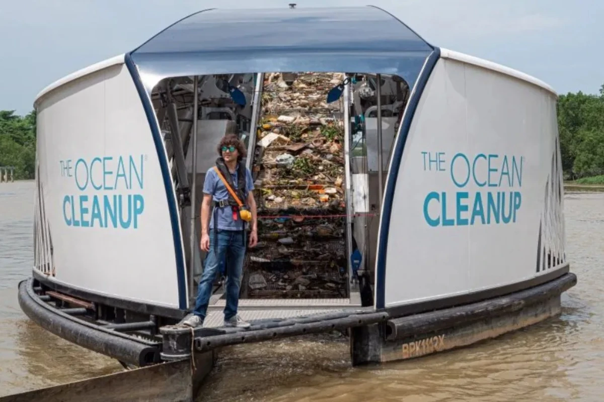 Sa 16 godina stvorio je izum koji je iz okeana uklonio više plastike nego što je teška Ajfelova kula – image 2